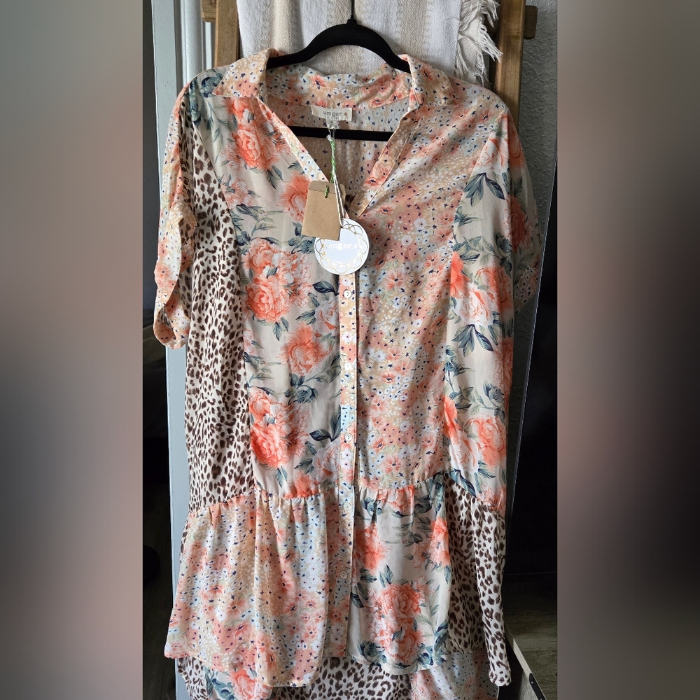 Umgee Cream Floral & Leopard Mix Button-Up Tunic